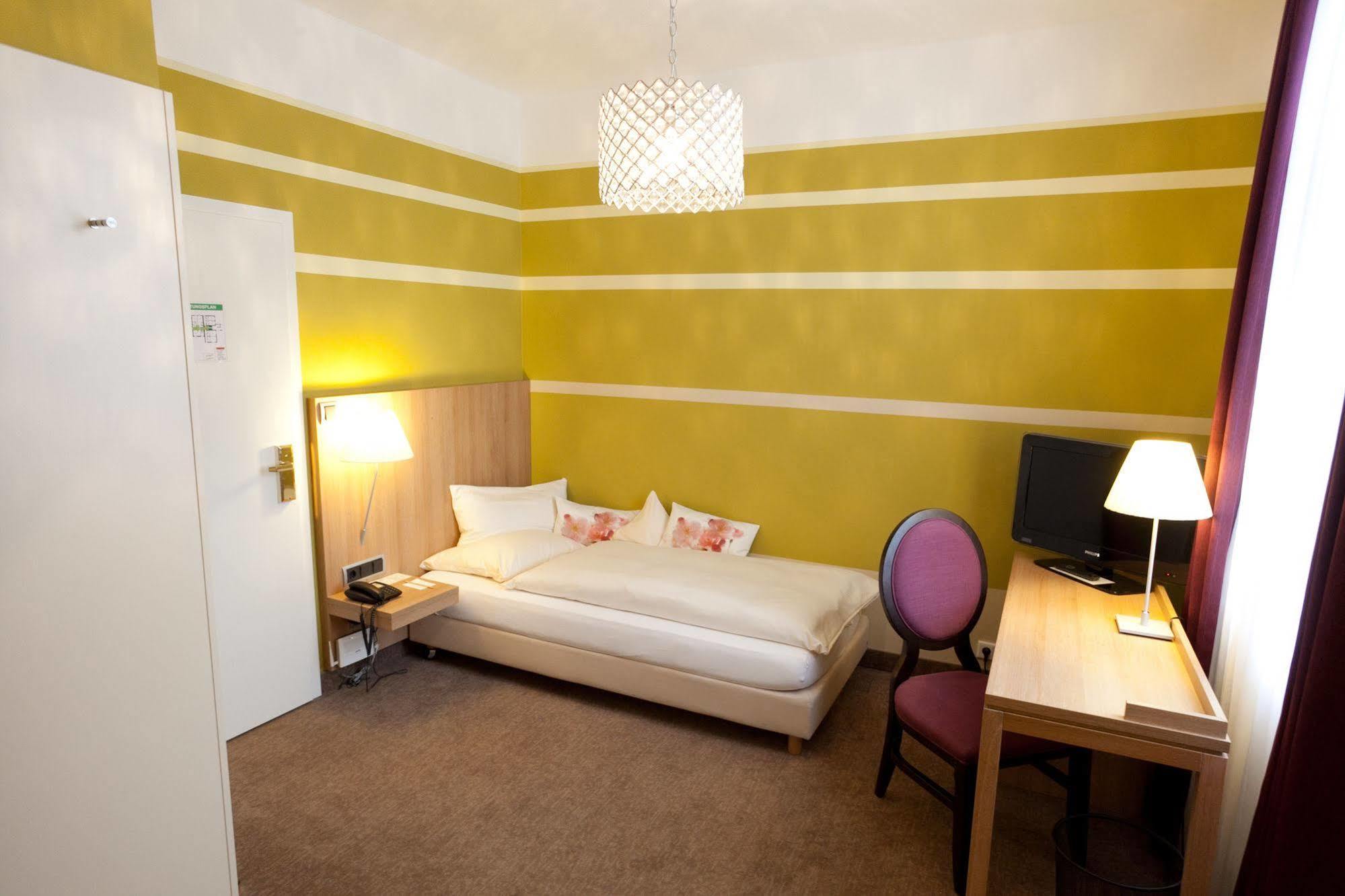 Hotel Schepers Gronau  Eksteriør bilde